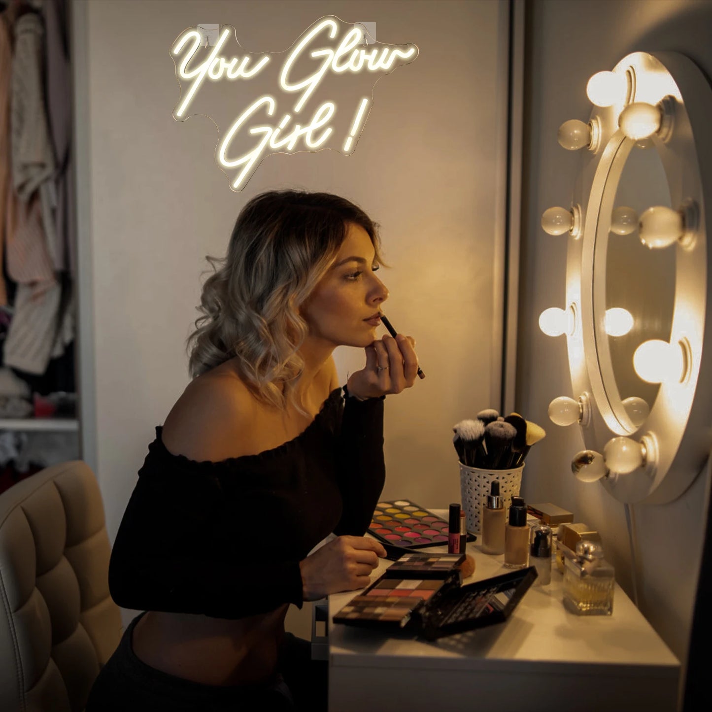 ‘You Glow Girl’ Sign